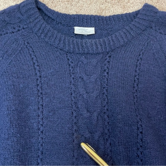 Pure New Wool Thick Chunky Cable Knit Navy Blue Fisherman’s Pullover Sweater - Picture 5 of 16